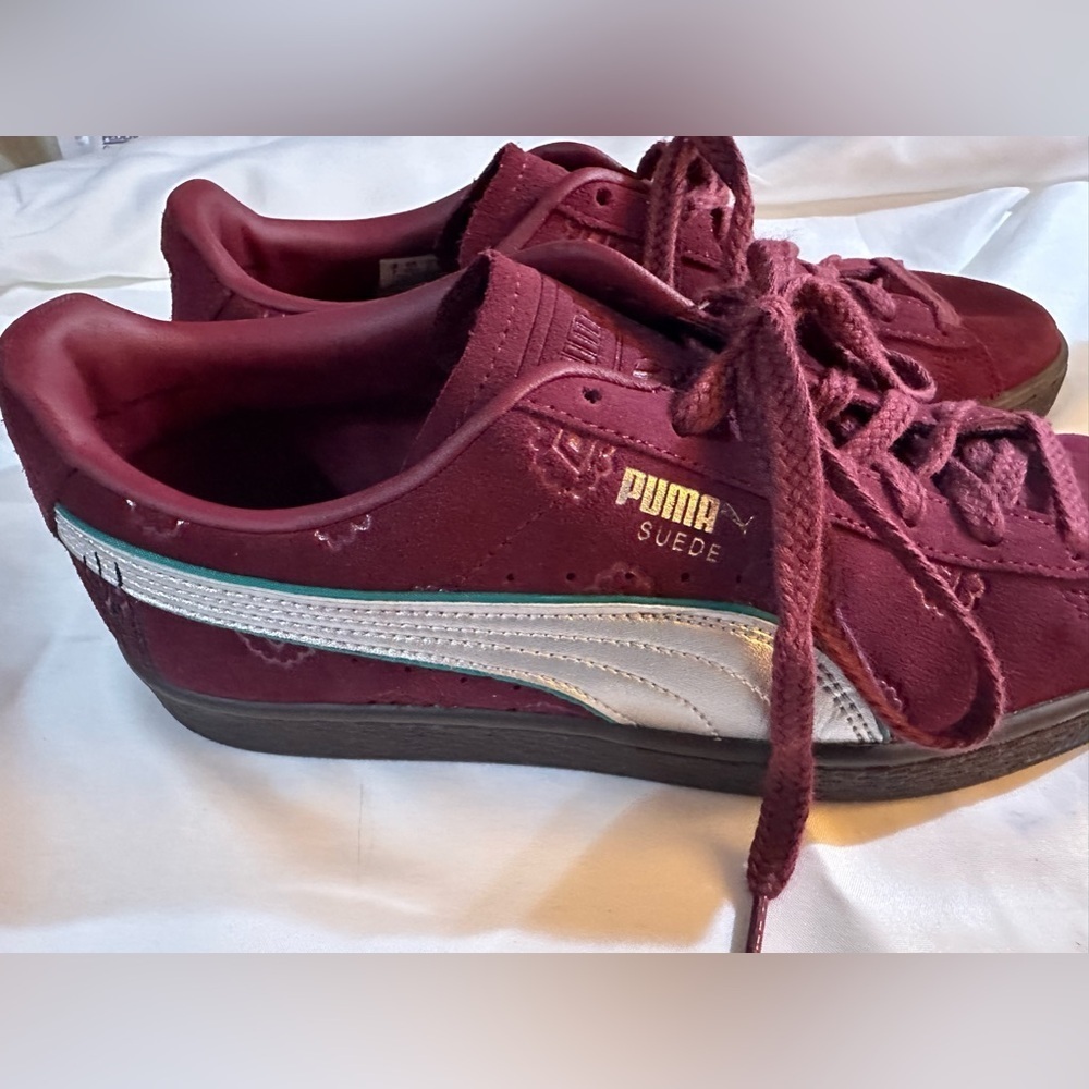 PUMA suede sneakers
